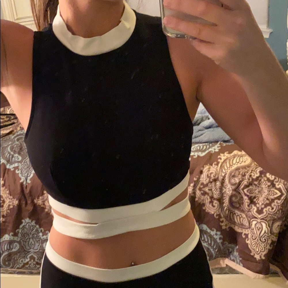 Solemio Black and White Skirt Set - Picture 3 of 5